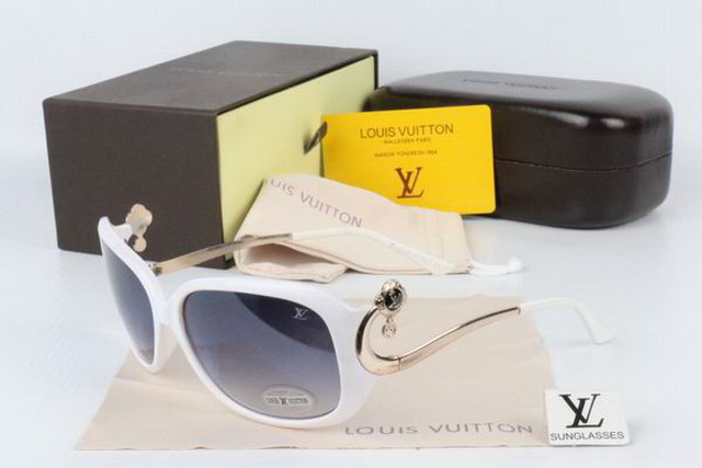 Iv Boutique Sunglasses 051